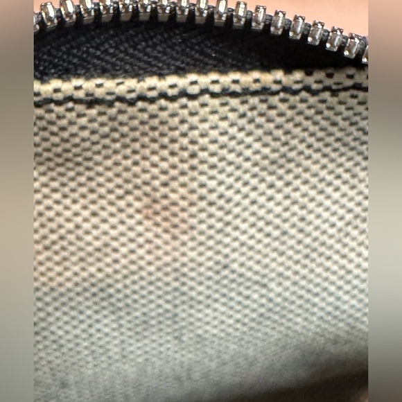 Dooney & Burke Small Gray & Black Signature Logo Handbag 8.5”x3”x5” - Picture 13 of 15